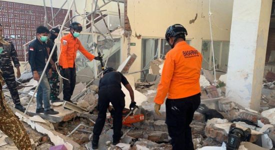 Gempa M7,7 Guncang Flores, BNPB Catat 38 Orang Meninggal dan 2.000 Mengungsi