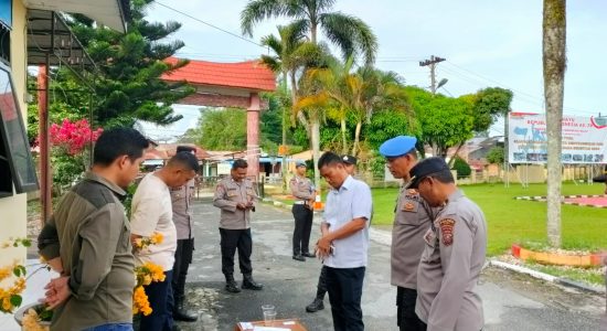 Pastikan Bebas Narkoba, Polres Toba Gelar Tes Urine Mendadak untuk Anggotanya