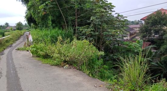 Jalan Longsor di Kampung Bojongkopi Sukabumi Tak Kunjung Diperbaiki Selama Tiga Tahun