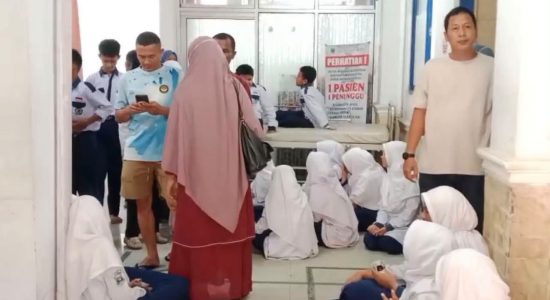 79 Siswa MTsN 1 Pariaman Terindikasi Keracunan Usai Santap MBG, Pemerintah Diminta Bergerak Cepat
