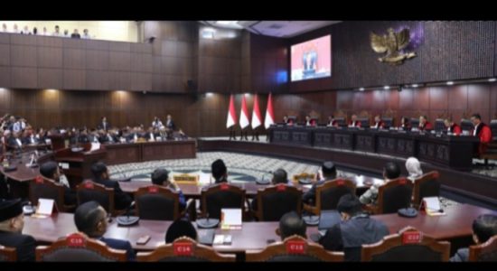 MK Tak Temukan Bukti Ijazah Setara SLTA Gibran, tetapi Tak Bisa Mendiskualifikasi