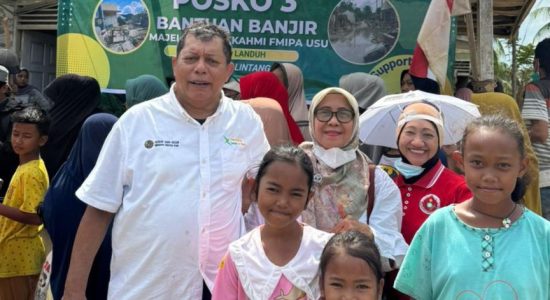 Sekretaris MWA USU Salurkan Donasi untuk Korban Banjir di Sumatera