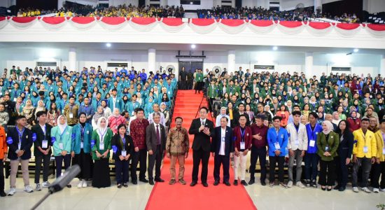 Unimed Lepas 10.000 Mahasiswa Relawan Bencana Sumatra, Terbanyak dari Sumut