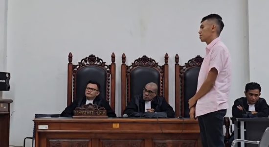 Hakim Tolak Pledoi Roni Sonbay, Sebut Alat Bukti Tak Punya Kekuatan Hukum
