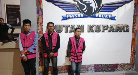 Hakim Bongkar Peran Sentral Roni Sonbay di Kasus Korupsi Proyek Sekolah, Narasi “Sub Distributor” Dipatahkan