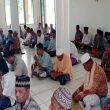 Hadiri Jumat Barokah Kapolsek Pulau Ende Sampaikan Pesan Kamtibmas kepada Warga