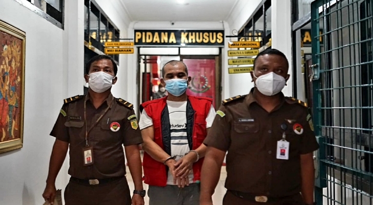 Tim Penyidik Pidsus Kejaksaan Tinggi Sumatera Utara (Kejati Sumut) melimpahkan berkas tersangka SS