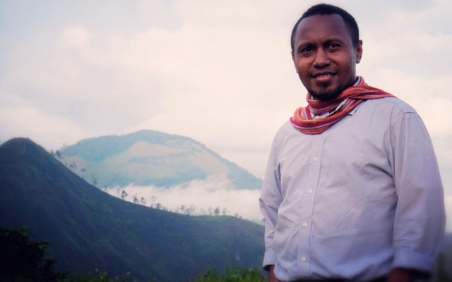 Devis Abuimau Karmoy. Foto: Doc pribadi.