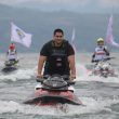 Pimpin Parade Lap Diatas Jet Ski Kejurnas Aquabike 2024 Danau Toba, Menpora Dito : Seru Banget