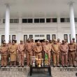 PJ Bupati Lanny Jaya Terima 5 Piala Basket
