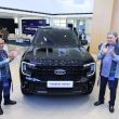 Ford Resmikan Dealer Baru di Medan, Bobby Nasution Takjub dengan SUV Anyar Everest Sport