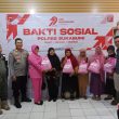 Sambut Hari Bhayangkara ke-79, Polsek Cibadak Bagikan 60 Paket Sembako untuk Jompo dan Purnawirawan
