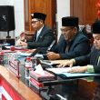 Bupati Taput Sampaikan Nota Jawaban Atas Pandangan Fraksi DPRD Terkait Ranperda APBD 2026