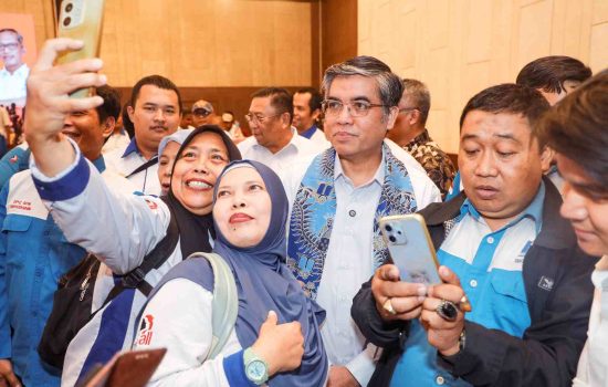 Menaker Ungkap Tantangan Besar Dunia Kerja, Kolaborasi Jadi Kunci Cetak Tenaga Kerja Berdaya Saing